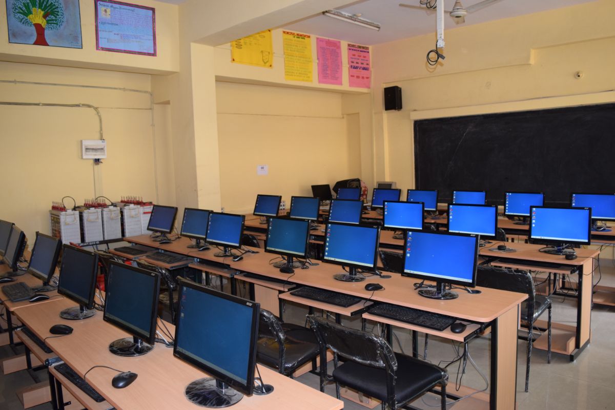 Computer Lab DSC_0178
